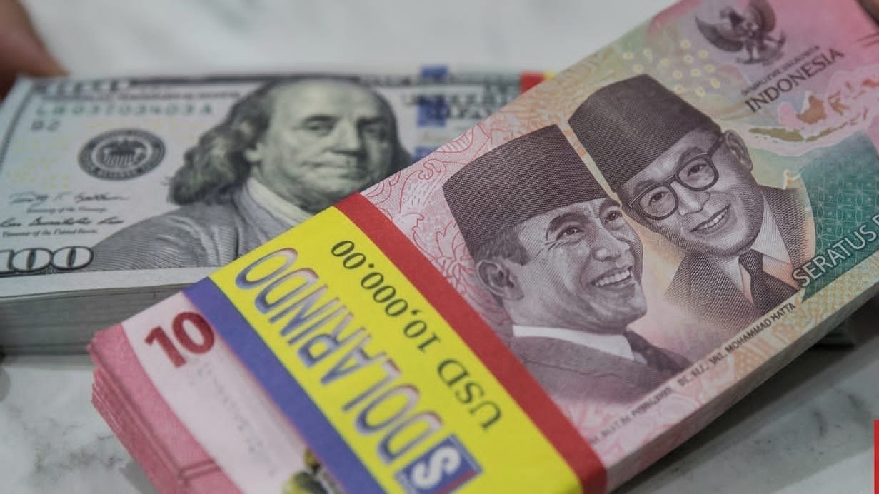 Rupiah Tembus Level Psikologis Rp17.000 Akibat Eskalasi Konflik Timur Tengah