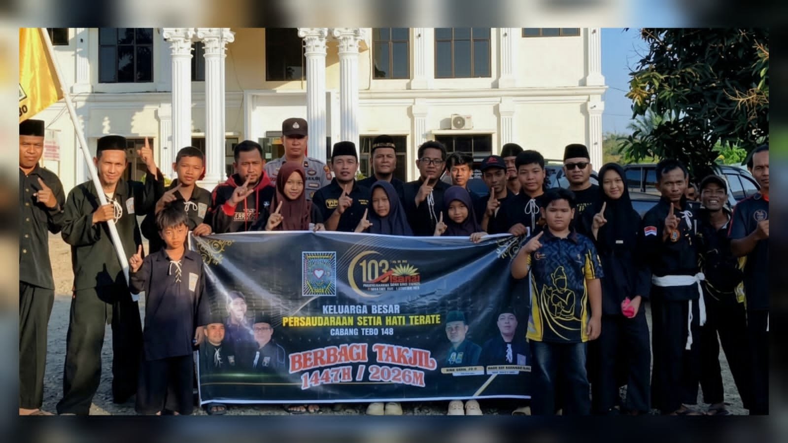 Tumbuhkan Jiwa Sosial, PSHT Cabang Tebo 148 Berbagi Berkah di Bulan Ramadhan