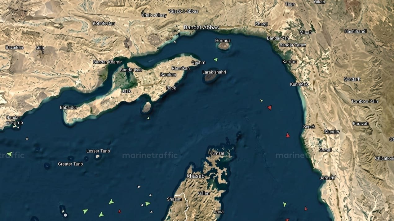 Iran Kembali Tutup Akses Selat Hormuz
